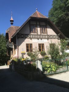 so nette Jahrhundertwnedehäuser in Weiten